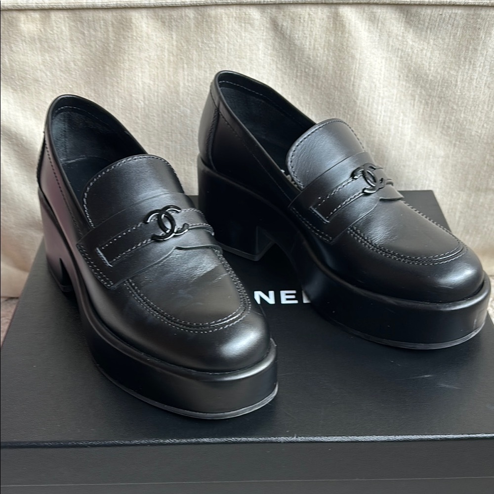 Chanel Black Platform Leather Loafers - Picture 5 of 12